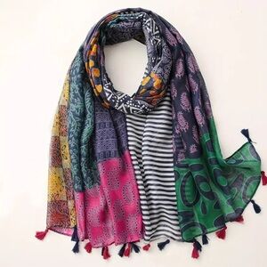 Multicolor Patterned Patch Women’s Scarf with Tassels NWT